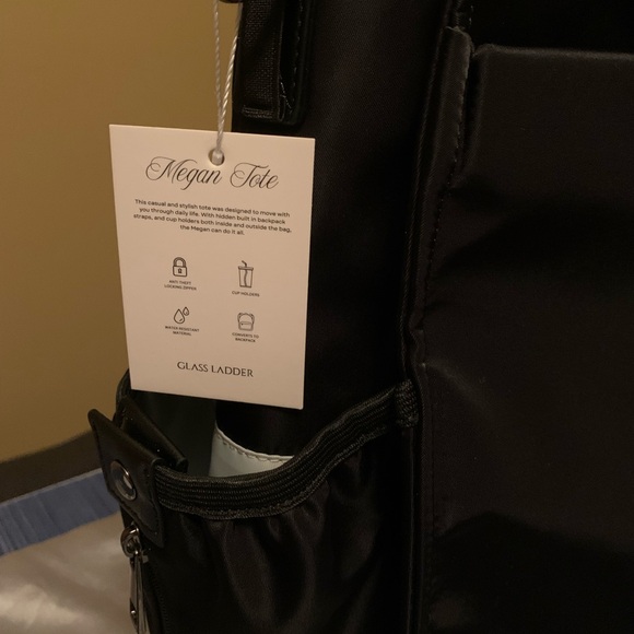 NWT Black Nylon Megan Tote Glass Ladder & Co. - Picture 2 of 12
